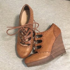 Brown Wedges